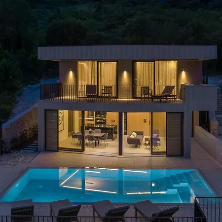 Villa Palazzo Vimbula - Five Star Luxury *